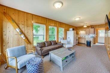 Lakefront Grant Cottage W/ Grill & Fire Pit!