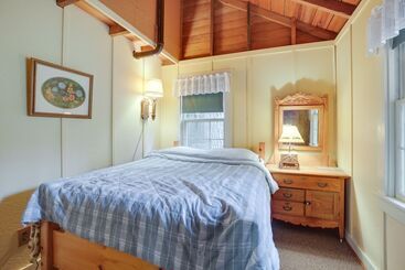 بيت ريفى Lakefront Rhinelander Cabin W/ Boat Dock!