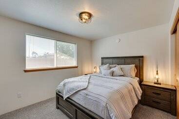 کلبه Charming Rogue Valley Home In Central Point!