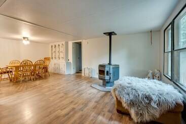 بيت ريفى Cle Elum Cabin: Spacious Yard W/ Atv Trail Access!