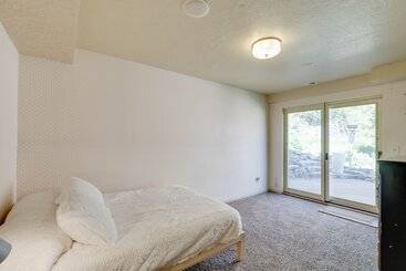 Сельский дом Cozy Provo Retreat With A Charming Fireplace!