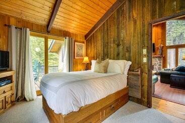 קוטג'' Jamaica Vacation Home W/ Deck: 8 Mi To Skiing!