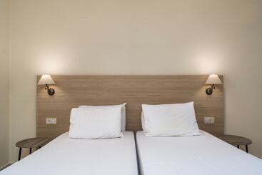 아파트호텔 Manousis Apart