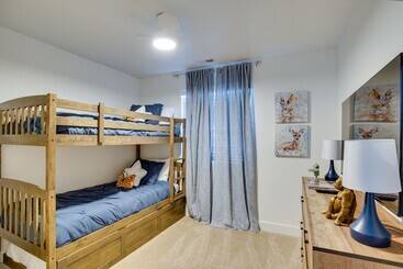 بيت ريفى Pet Friendly Utah Abode   Fireplace, Patio & Grill