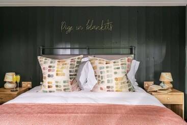 קוטג'' The Pigsty & Spa Garden At Tregoose Old Mill