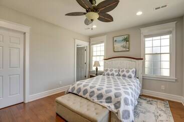 Сельский дом Waterfront Ocean City Escape W/ Large Deck, Pool!