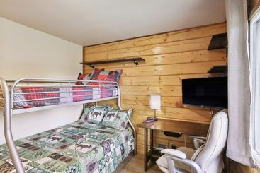 بيت ريفى Welcoming Wasilla Cabin W/ Patio!