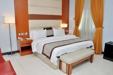 Bon Hotel Hyatti Warri
