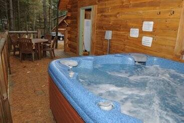 بيت ريفى Cabins At Pine Haven