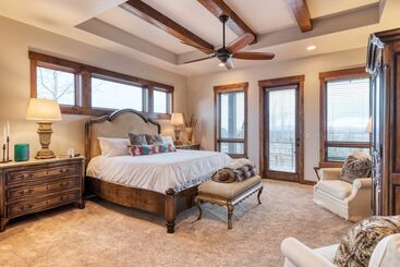 Сельский дом Heritage By Avantstay Luxe Oregon Retreat + Deck