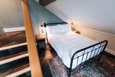 فندق Bank Apartments