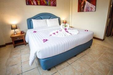 호텔 Rico S Patong Residence