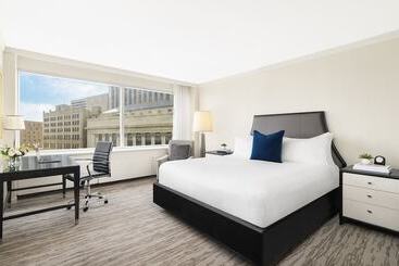 Отель The Fairmont Winnipeg Gold Experience