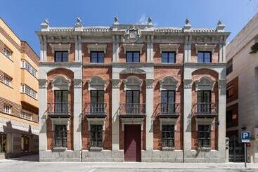 شقة فندقية Líbere Ciudad Real