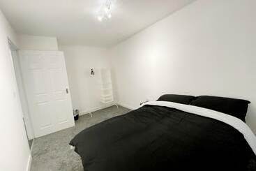 דירת נופש Remarkable 3 Bed House In Sheffield