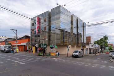 Apartahotel Torres De Cristal Cali