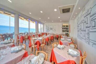 Room In B&b   Ischia Forio With A Breathtaking View, Above The Poseidon Gardens, 3 People