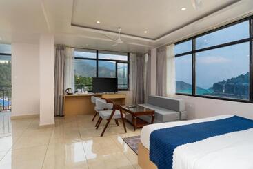 Buddha S Abode Best Hotel In Mcleodganj Main Market