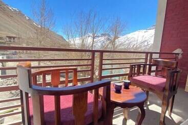 酒店 Eskape Inn Kaza