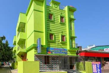 هتل Goroomgo Neelachal Holiday Nibasa Puri