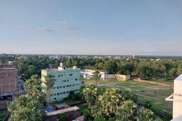 Отель Rekha International