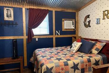 호스텔 Acorn Hideaway Canton Frontier Suite The Star Observer