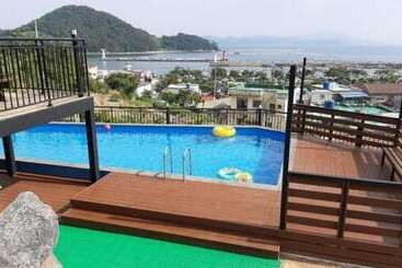 Changwon Gwaengibada Pension