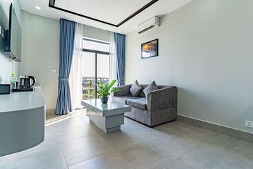 فندق The Square Kampot