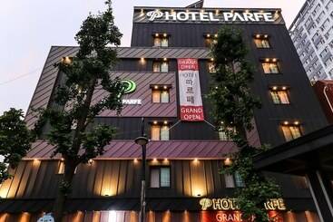 فندق على الطريق Cheonan Parfait