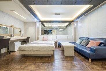 Мотель Jinju Casa