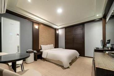 Мотель Nowon Luxe