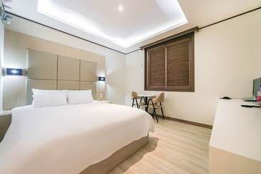 Motel Yeongju Wiz