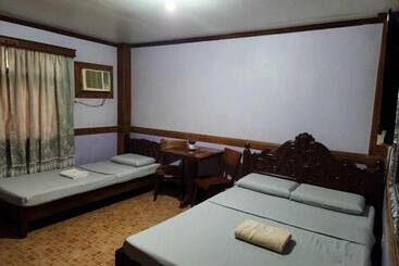 فندق صغير Family Room In Bato, Camarines Sur