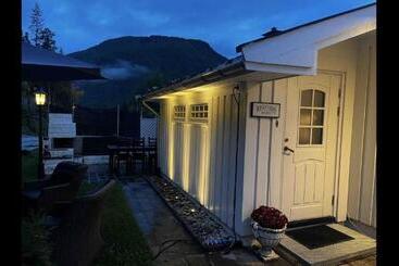 B&b I Flott Utsiktseiendom Otta