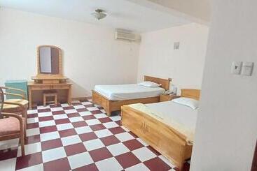 هتل Nhật Bình 2