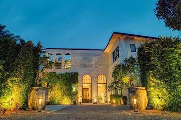 בית מלון כפרי O2 The Residence โอทู เดอะ เรสซิเดนซ์