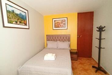 Пансион Confortable Habitación Doble Frente Al Aeropuerto