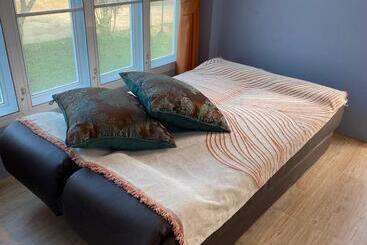 بنسيون Green Tree Cottage