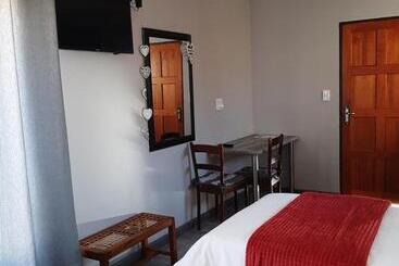 פנסיון Lafenis Selfsorg