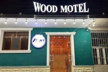 Wood Motel