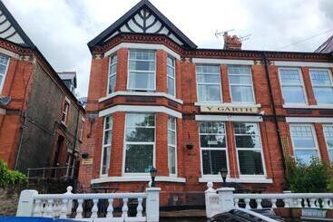 住宿加早餐  Y Garth Guesthouse