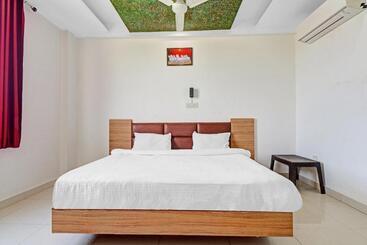 בית מלון כפרי Collection O Sheela Resort