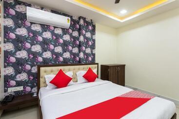 فندق O Eternity Elite