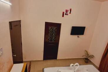 בית מלון כפרי Krishna