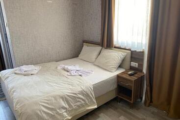 هتل Pamukkale Sahin