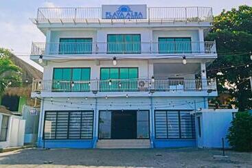호텔 Playa Alba Beach Front And Resort