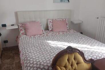 פנסיון Penelope Bedroom