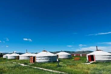 پانسیون Monkhsuuri Guesthouse