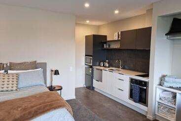 پانسیون Guest House On Sapphire