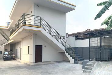 Urbanview Hotel Juanda Kota Agung By Reddoorz